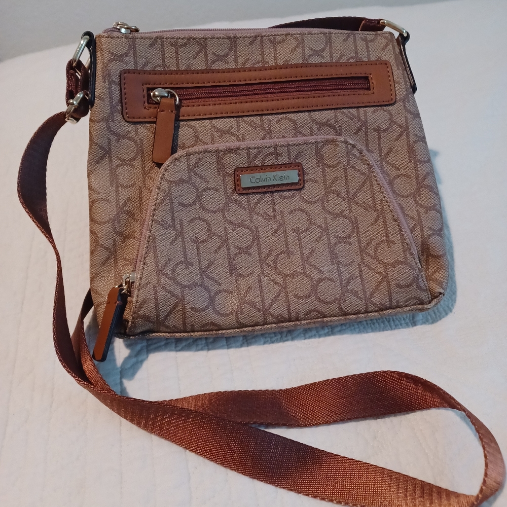 Calvin Klein Crossbody Bag, Excellent Condition